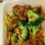 Best Beef w. Broccoli in Fairfield, CT