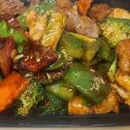 Best CHICKEN, PORK & BEEF w. HUNAN STYLE in Fairfield, CT